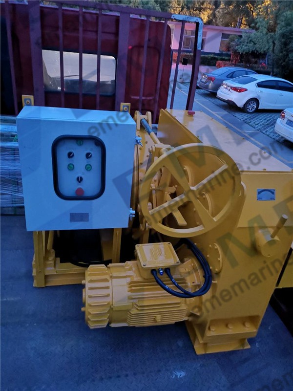 One set of 6T electric cargo winch has delivered to CNOOC.