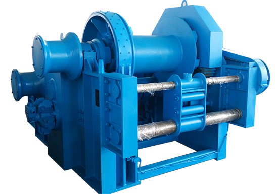 What is hydraulic mooring winch?