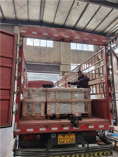 Three sets of 15T electric horizontal capstan were successfully delivered to Qingdao.