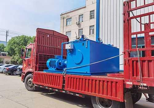 Two sets of hydraulic pump stations were sent to Nantong Yahua Shipyard