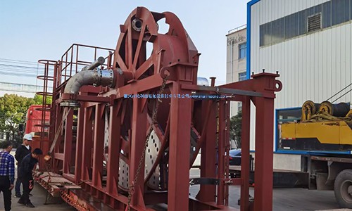 Two sets of 6-inch 75kn electric hose winches were shipped to Jiangsu Dazu Shipyard for assembly completion!