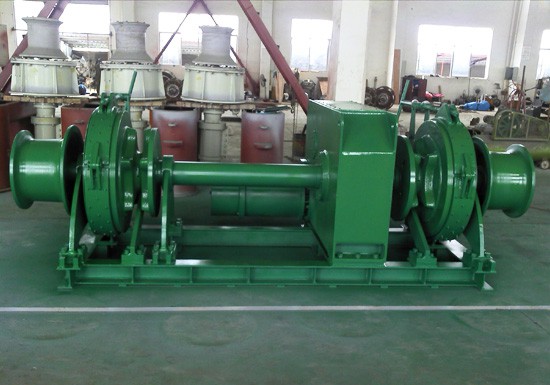 Electric boat anchor winch