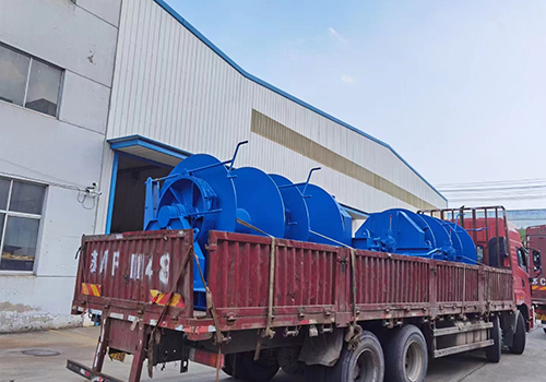 2 sets of 70mm hydraulic anchor winches and 4 sets of 160kn hydraulic winches were shipped to Kangping Shipyard!